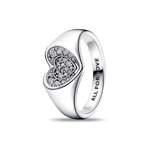 Anillo Sello Corazón Radiante en Pavé